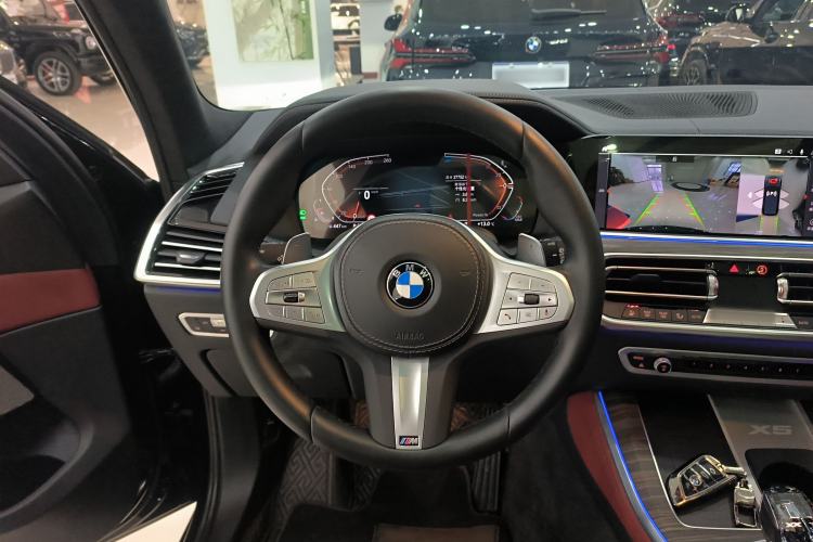 Used BMW X5 2022 Restyled xDrive 40Li M Sport Package