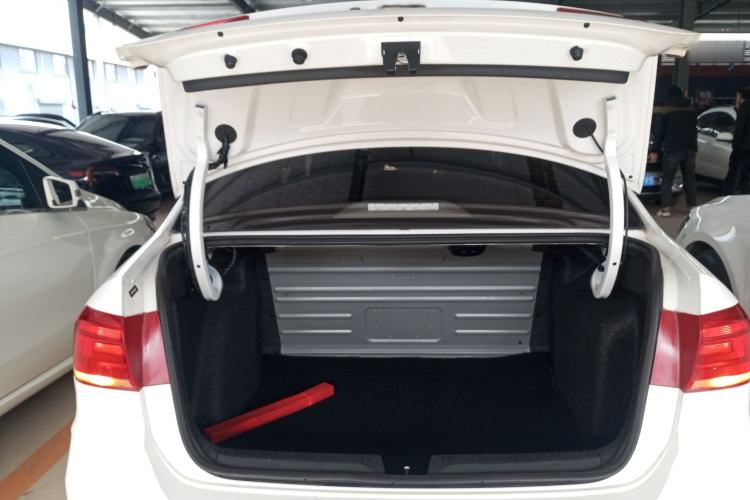 Used Volkswagen Santana 2018 1.5L Manual Fashion Edition
