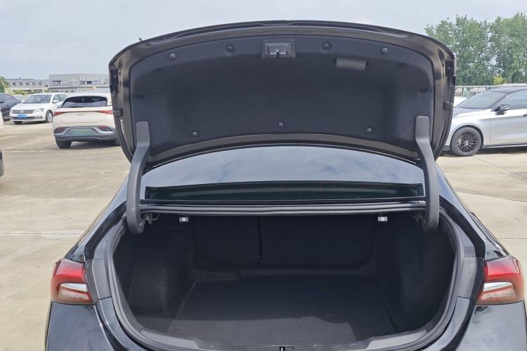 Used Buick LaCrosse 2021 652T Luxury Model
