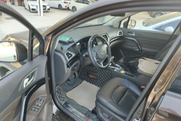 Used GAC Trumpchi GS4 2016 235T G-DCT Luxury Edition
