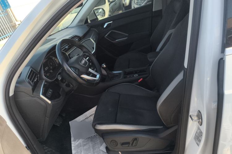 Used Audi Q3 2023 35 TFSI Progressive Dynamic Edition (1.4T)
