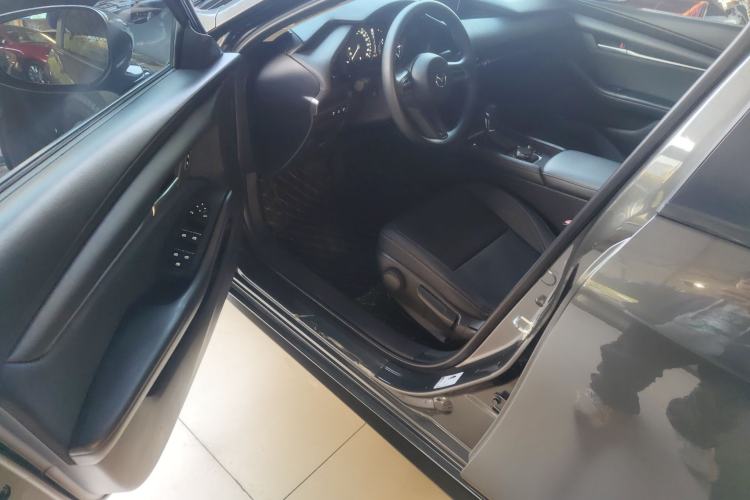 Used Mazda Mazda 3 Axela 2021 2.0L Automatic Zhiqing Edition
