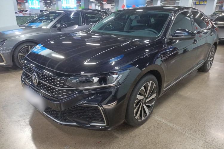 Used Volkswagen Passat 2022 330TSI Starry Luxury Edition