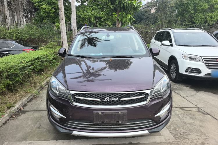 Used Zotye Domy X5 2017 Upgraded Model 1.5T CVT ZhiXian Edition