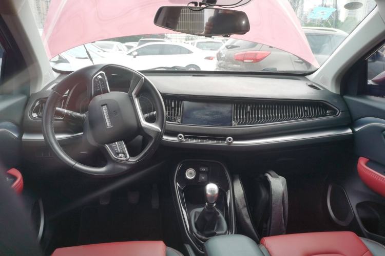 Used Haval H2s 2017 Red-Label 1.5T Manual Elite Model
