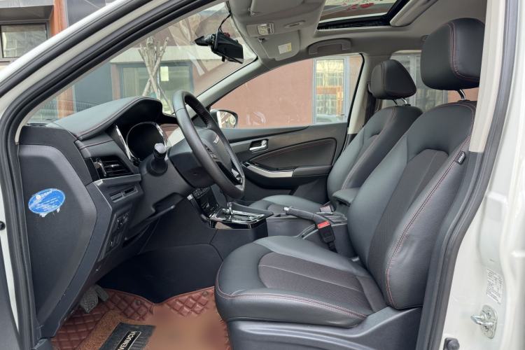 Used Venucia T70 2018 2.0L CVT Smart Enjoyment Version
