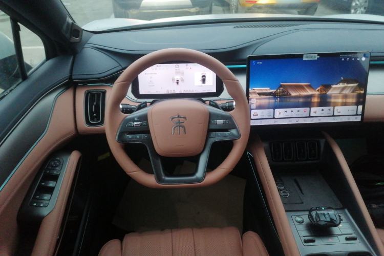 Used BYD Song L EV 2025 Intelligent Driving Version 662 km LiDAR Excellence Edition
