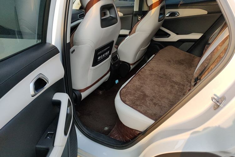 Used BYD Yuan UP 2025 Intelligent Driving Version 401 KM Dynamic Edition
