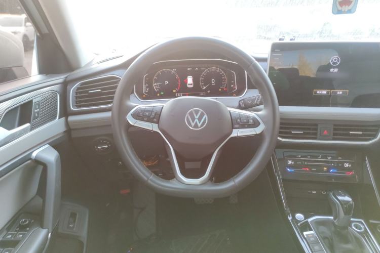 Used Volkswagen Tayron 2023 300TSI Two-Wheel-Drive Luxury Plus Advanced Edition
