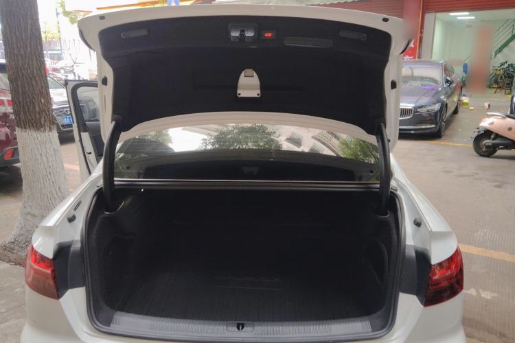 Used Audi A4L 2024 40 TFSI Fashion Dynamic Model