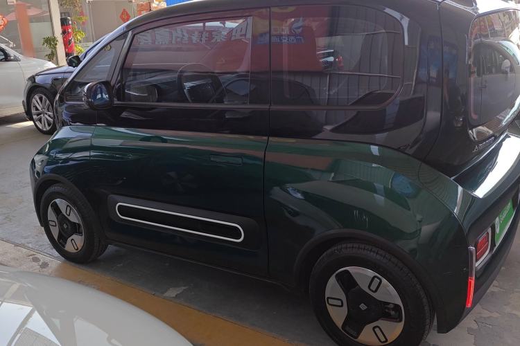 Used Baojun KiWi EV 2021 Artist Model Lithium Iron Phosphate
