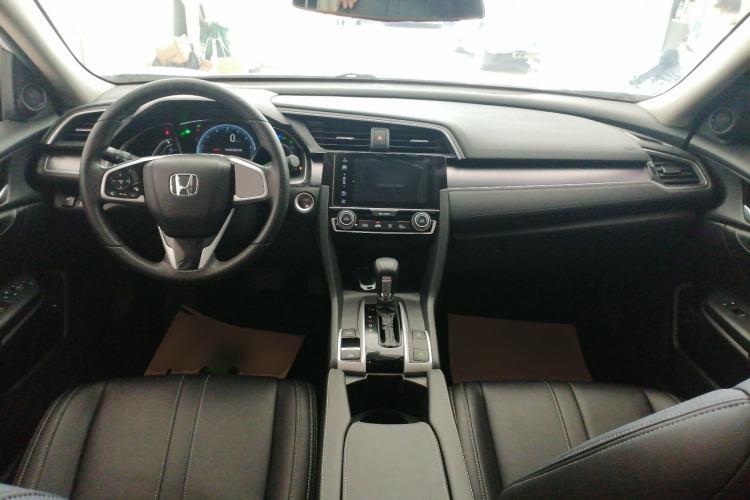 Used Honda Civic 2016 220TURBO CVT Luxury Edition
