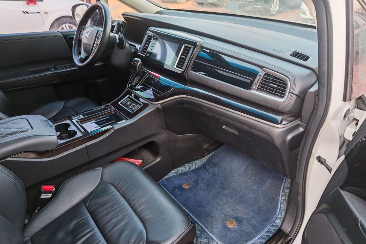 Used Honda Elysion 2019 2.0L Hybrid Supreme Edition
