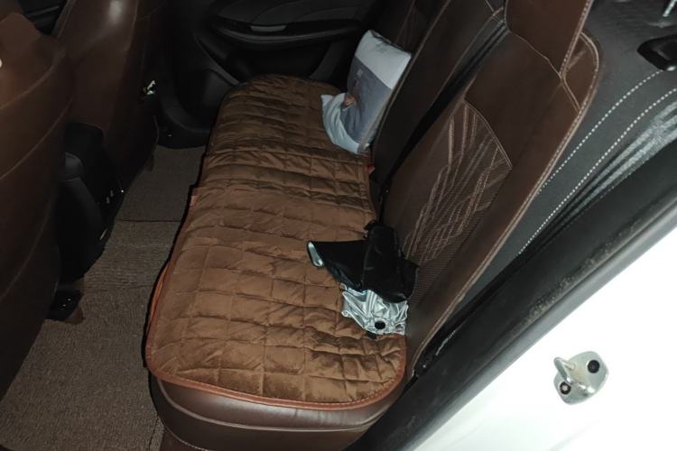 Used Roewe i5 2020 1.5L Manual 4G Connect Luxury Edition