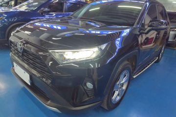 Used Toyota RAV4 2022 2.0L CVT Two-Wheel Drive Fashion Edition
