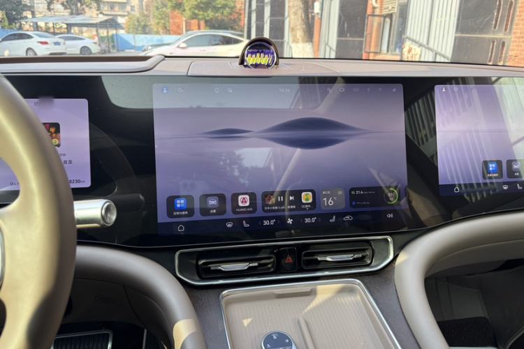 Used Hima AITO M9 2024 Range-Extended Ultra Version 52 kWh 5-Seater Model