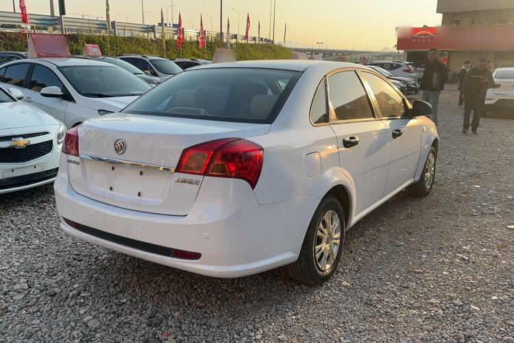 Used Buick Excelle 2015 1.5L Automatic Classic Model
