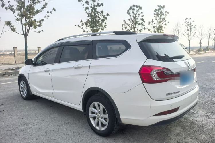 Used Baojun 310W 2017 1.5L Manual Fashion Model China V
