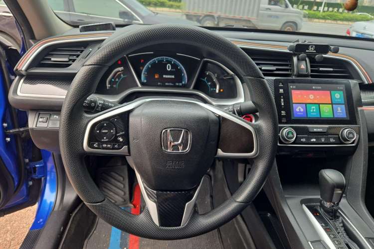 Used Honda Civic 2016 220TURBO CVT Luxury Edition
