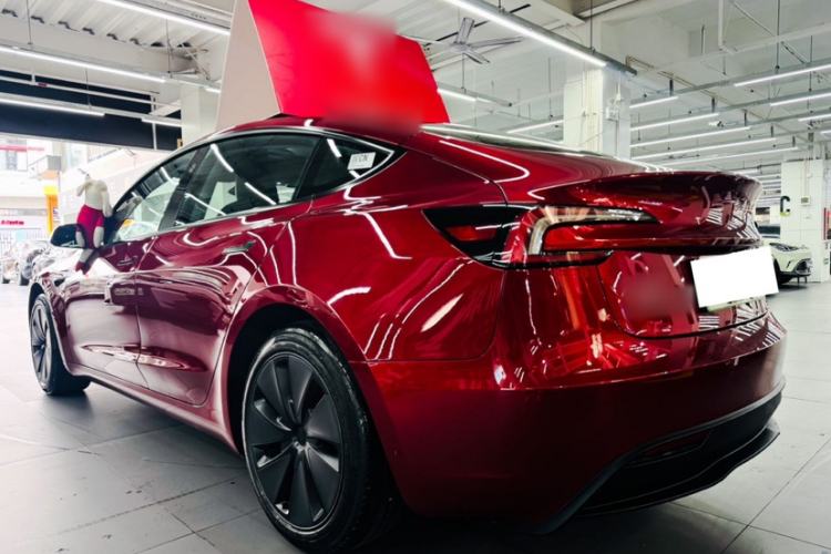 Used Tesla Model 3 2023 Rear-Wheel-Drive Version
