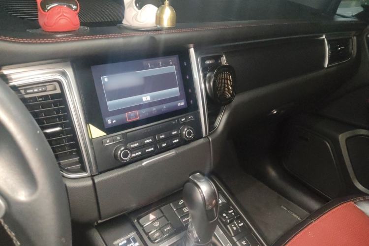 Used Porsche Macan 2017 Macan 2.0T
