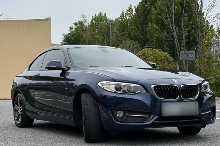 Used BMW 2 Series 2014 220i Sport Design Package
