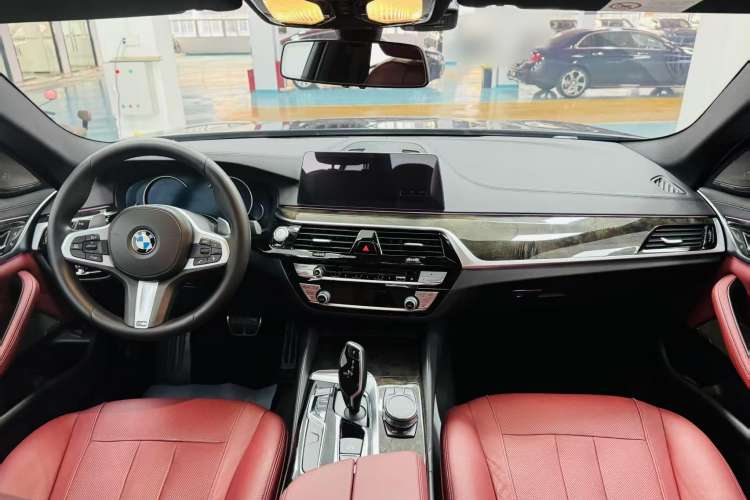 Used BMW 5 Series 2018 530Li Luxury Edition M Sport Package