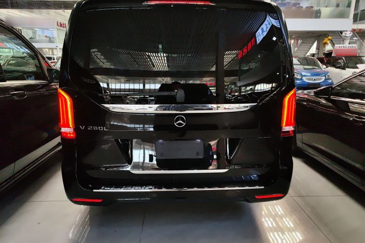 Used Mercedes-Benz V-Class 2020 V 260 L Long-wheelbase Luxury Edition