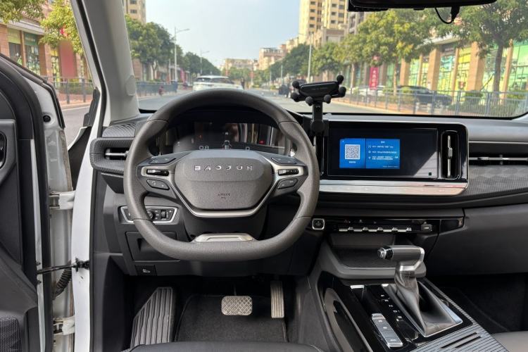 Used Baojun RM-5 2019 1.5T CVT Elite Version with 24-Hour Online Service 6 Seats