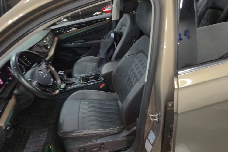 Used Volkswagen Passat 2019 380TSI Prestige Edition China VI Standard
