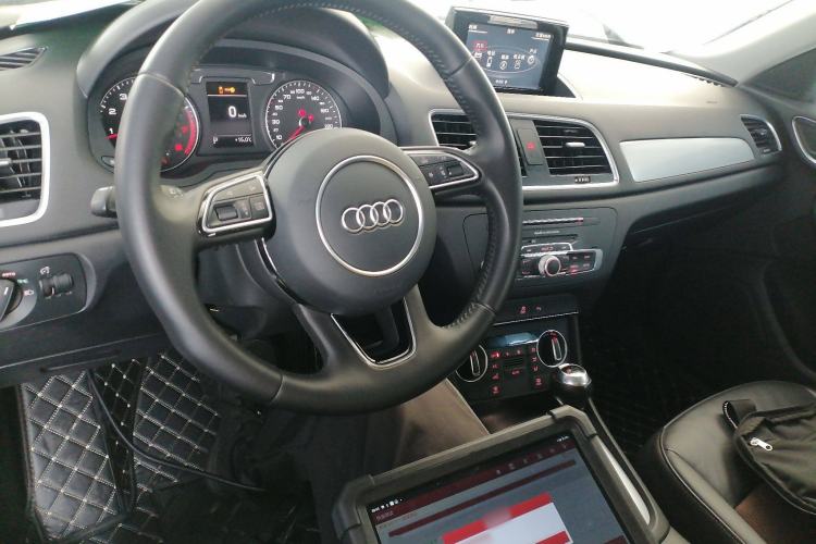 Used Audi Q3 2017 30 TFSI Fashion Model
