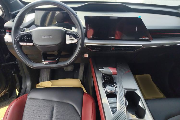 Used Oshan Z6 2023 Blue Whale 1.5T DCT Smart Luxury Model