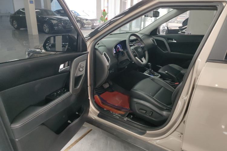 Used Hyundai ix25 2017 1.6L Automatic Smart Version
