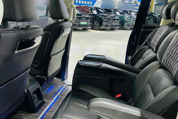 Used Honda Elysion 2022 2.0L eHEV Luxury Edition
