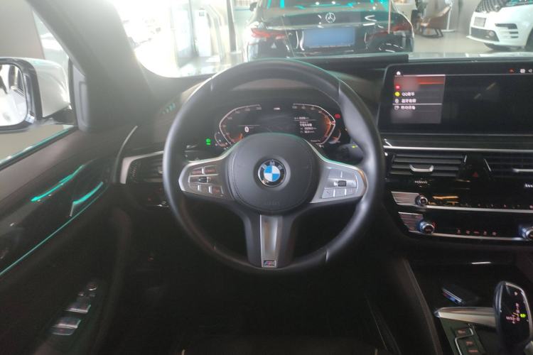 Used BMW 5 Series 2022 Second Facelift 525Li M Sport Package
