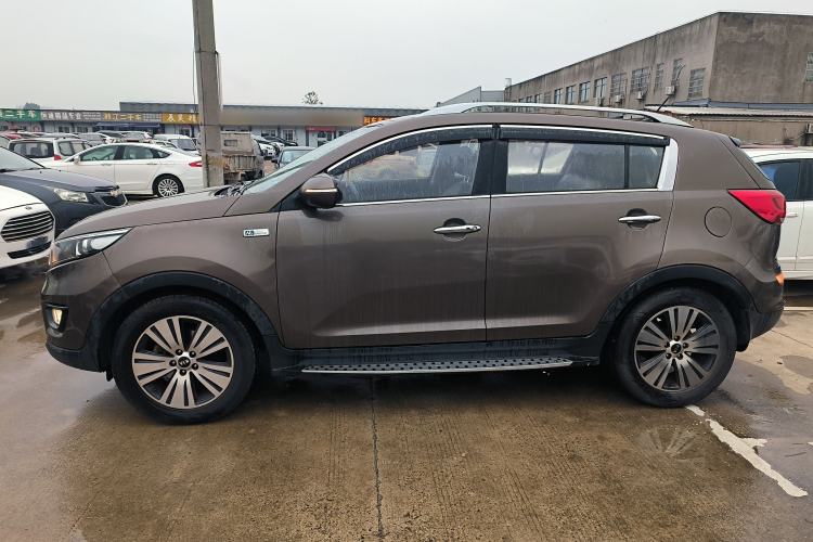 Used Kia Sportage R 2015 2.0L Automatic Two-Wheel Drive DLX Model
