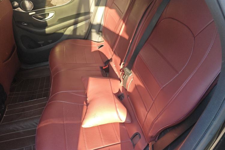 Used Mercedes-Benz GLC 2019 GLC 260 L 4MATIC Dynamic Model
