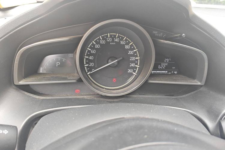 Used Mazda Mazda 3 Axela 2017 Hatchback 2.0L Automatic Luxury Model Emission Standard China V
