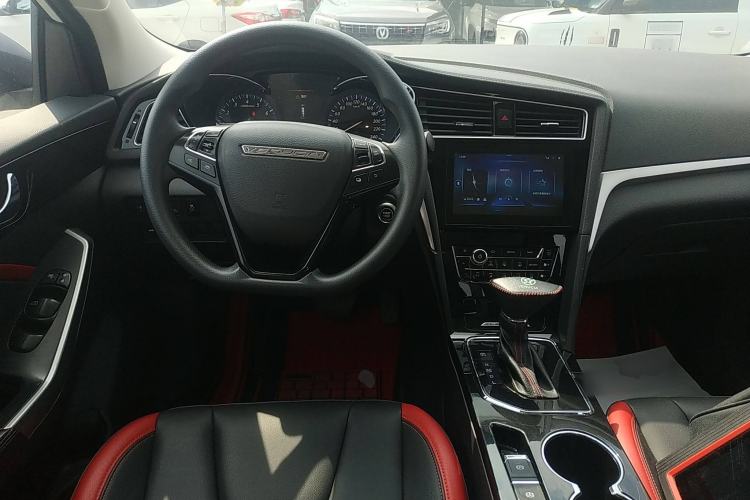 Used Venucia D60 2019 1.6L XL CVT Smart Connect Elite Edition
