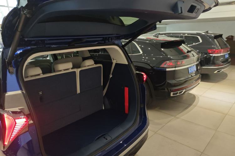 Used Buick GL8 New Energy 2024 Lu Zun Luxury Edition 7-Seater