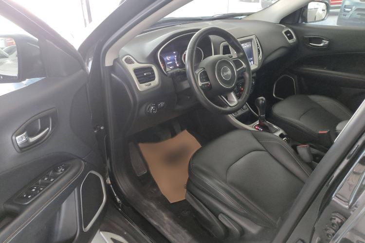 Used Jeep Compass 2017 200T Automatic Family Edition