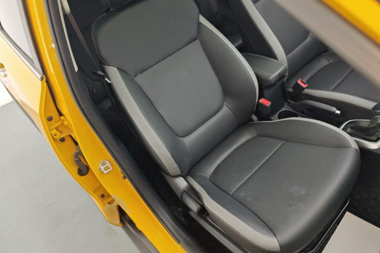 Used Kia kx1 Stonic 2021 1.4L CVT Sunroof Model