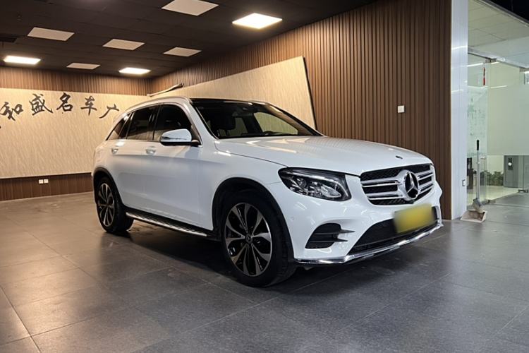 Used Mercedes-Benz GLC 2017 GLC 260 4MATIC Luxury Model