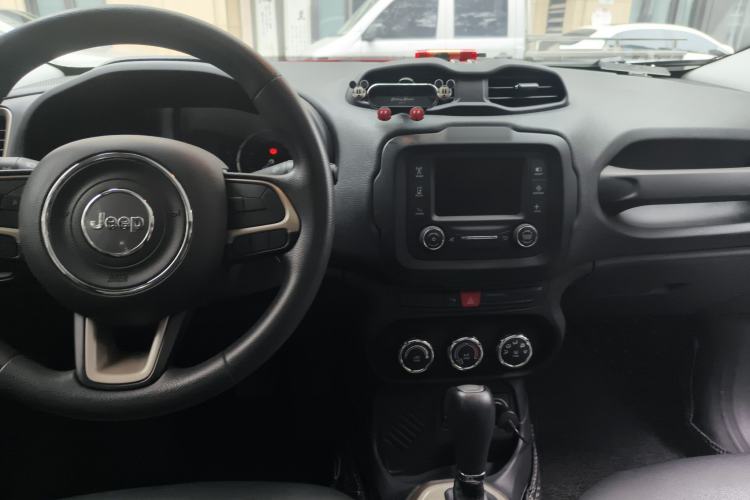 Used  Renegade 2017 180T Automatic High-Energy Version