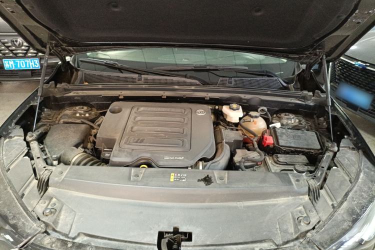 Used Buick Envision 2023 Encore S 552T Two-Wheel Drive Luxury Model
