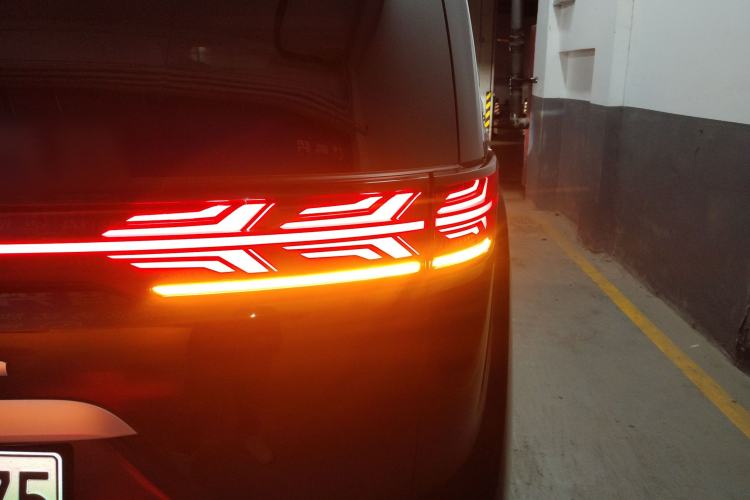 Used Denza D9 2024 DM-i 980 Four-Wheel Drive Prestige Model