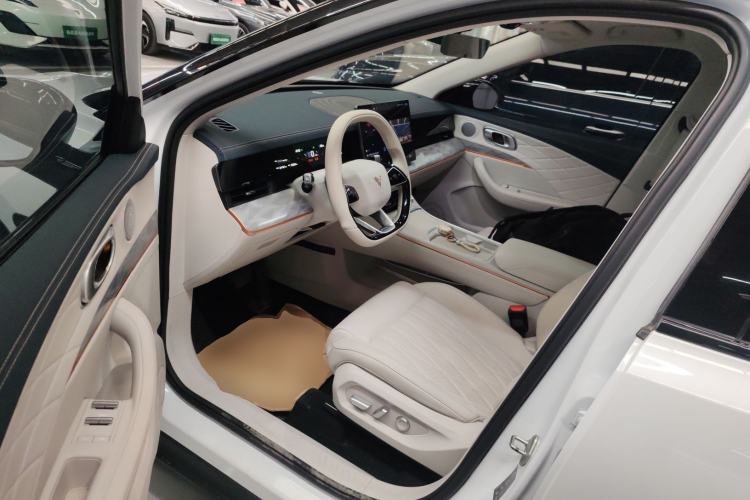 Used NETA L 2024 Extended-Range 310 Flash Charge PRO Edition