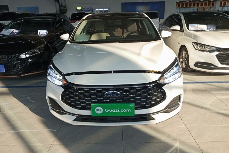 Used Ford Focus 2021 Sedan EcoBoost 180 Automatic Trendy Model