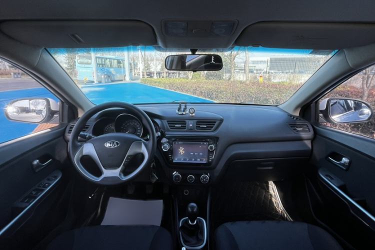 Used Kia K2 2015 Sedan 1.4L MT GLS