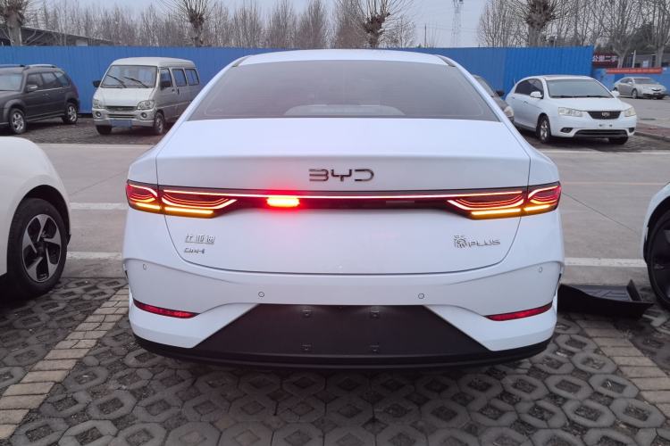 Used BYD Qin PLUS 2025 DM-i Smart Drive 55KM Leading Model